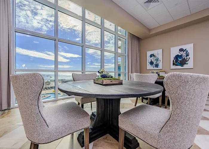 Phoenix Gulf Towers 1008